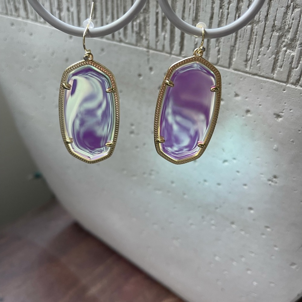 Kendra Scott Danielle earrings